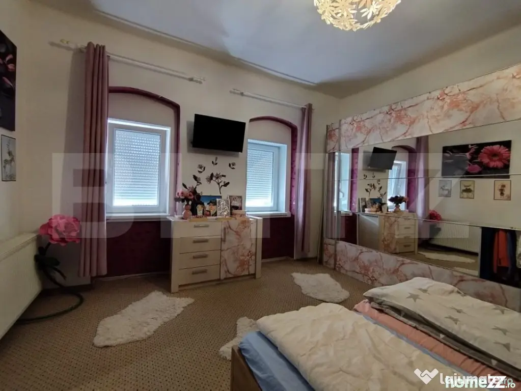 Casa cu 4 camere, 140 mp, acces auto, 902 mp teren, zona Bog - Timisoara (Timis)
