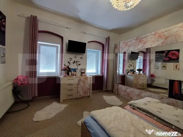 Casa cu 4 camere, 140 mp, acces auto, 902 mp teren, zona Bog - Timisoara (Timis)