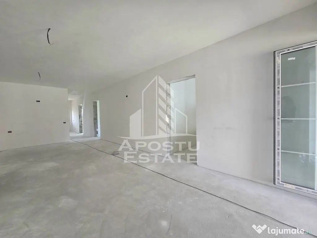 Jumatate de duplex pe parter cu 4 camere si 2 bai, Sag - Sag (Timis)