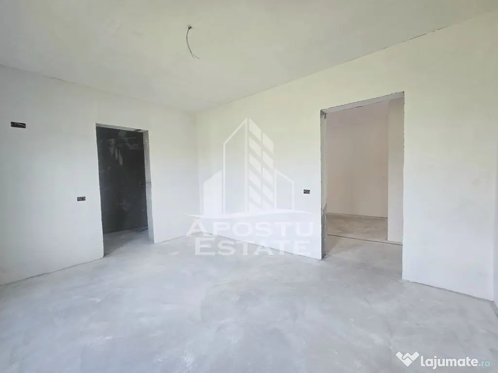 Jumatate de duplex pe parter cu 4 camere si 2 bai, Sag - Sag (Timis)