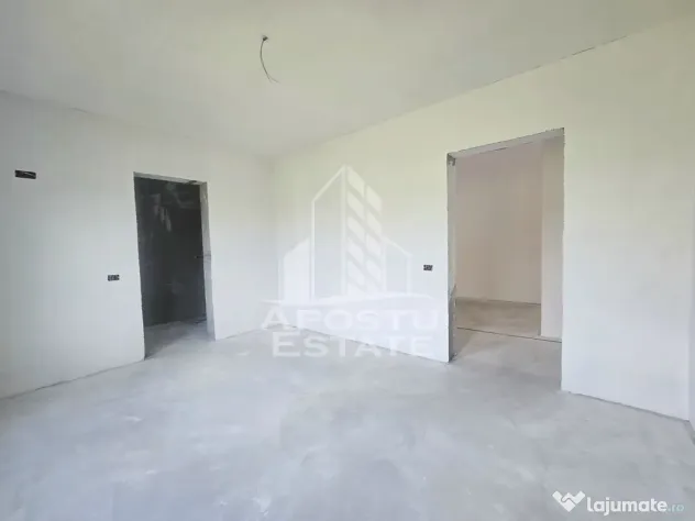 Jumatate de duplex pe parter cu 4 camere si 2 bai, Sag - Sag (Timis)