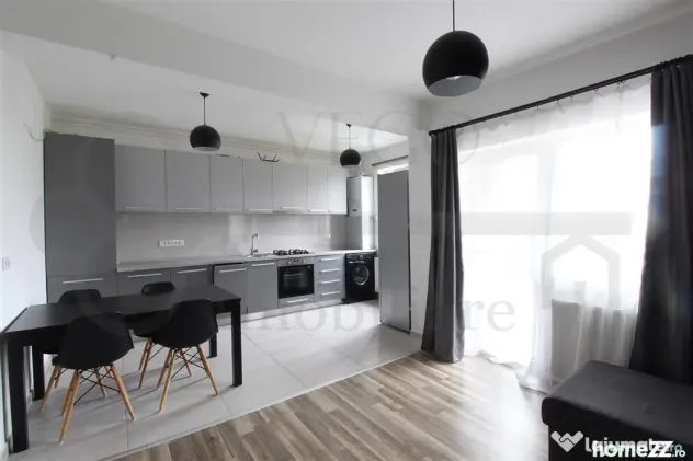 3 camere, 67 mp, balcon, in Floresti, aproape de Vivo!