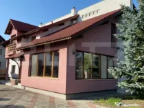 Casa de vanzare, cu 5 camere, 220 mp, zona Unirea