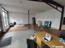 Spatiu birou/comercial, 70 mp, vitrina, 3 parcari, zona Damb