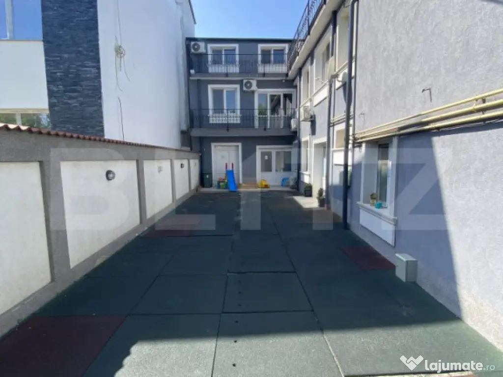 Cladire comerciala, 360 mp, 335 mp teren, zona centrala