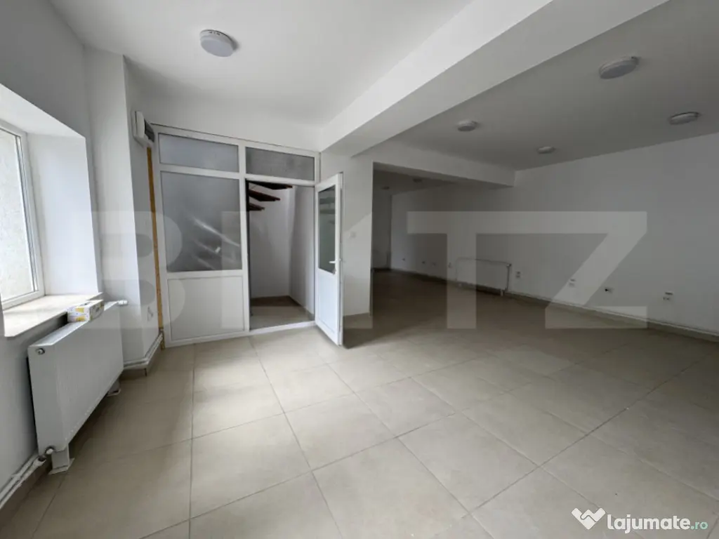 Cladire comerciala, 360 mp, 335 mp teren, zona centrala