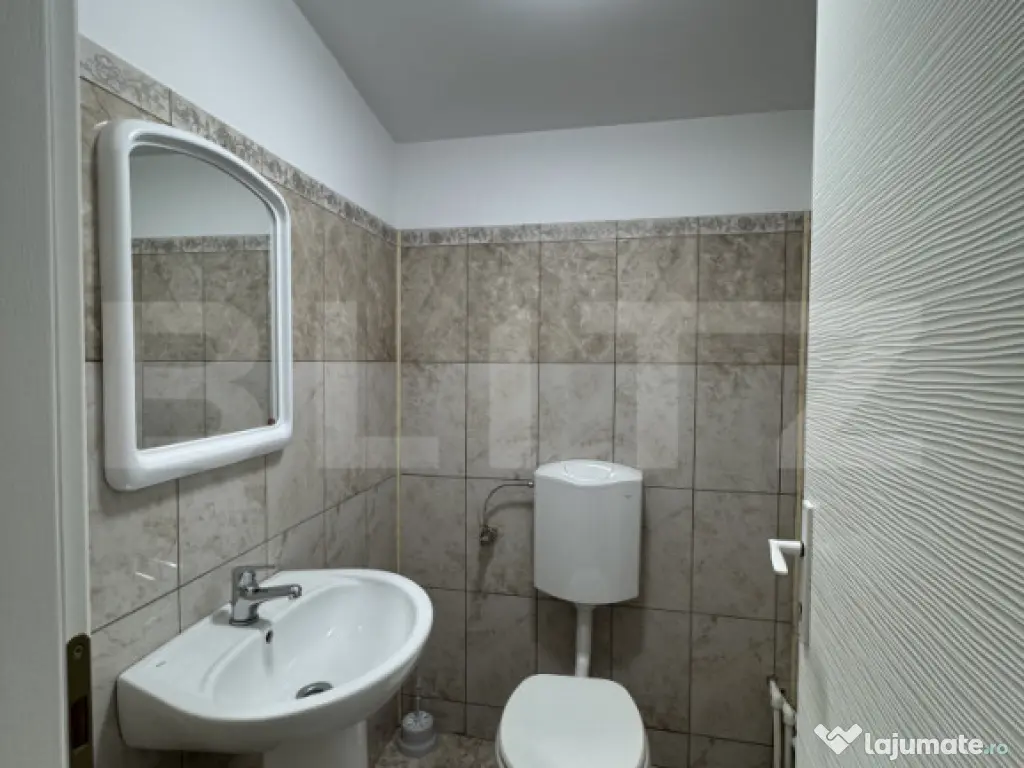 Cladire comerciala, 360 mp, 335 mp teren, zona centrala