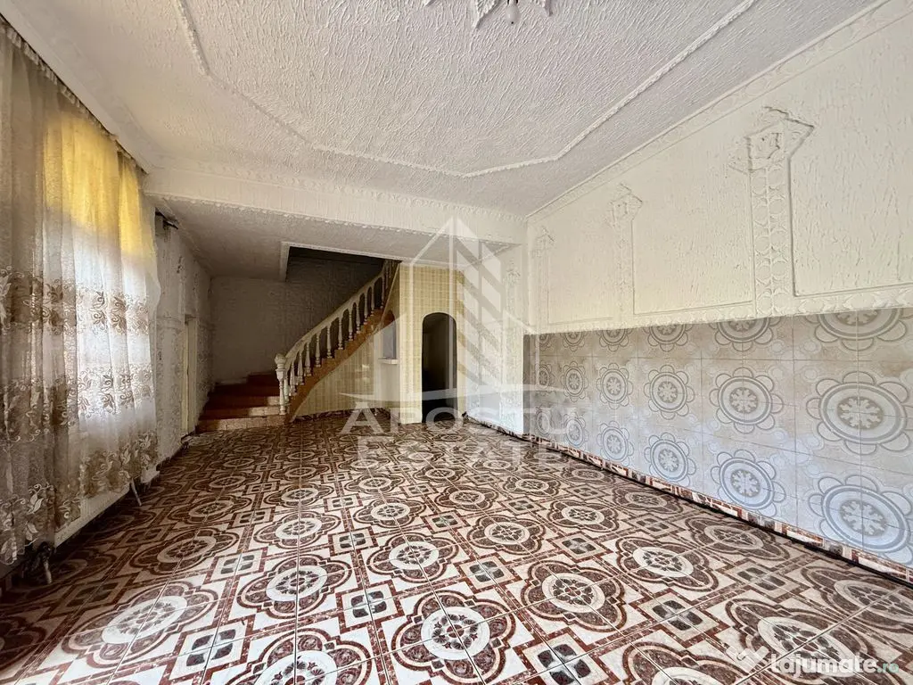 Casa individuala, teren 694mp, toate utilitatile, zona Balcescu - Timisoara (Timis)