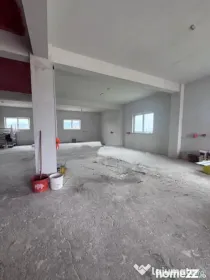 Hala/spatiu comercial de inchiriat , 240mp utili, Vicovu de