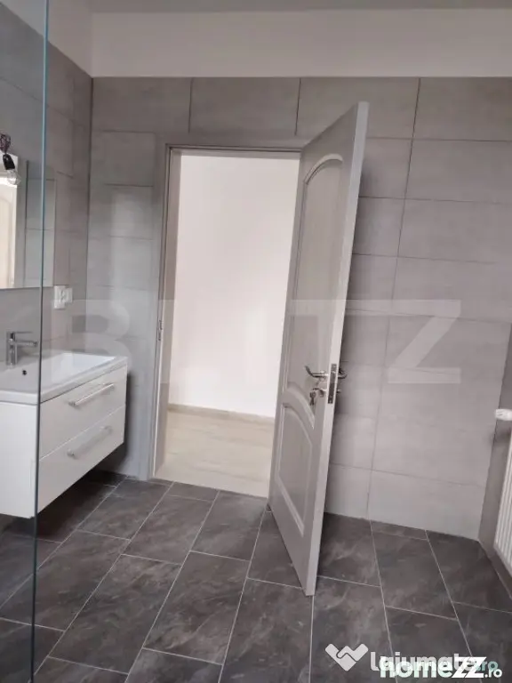 Casa de vanzare, cu 6 camere, 288 mp, zona Voinesti - Targoviste (Dambovita)
