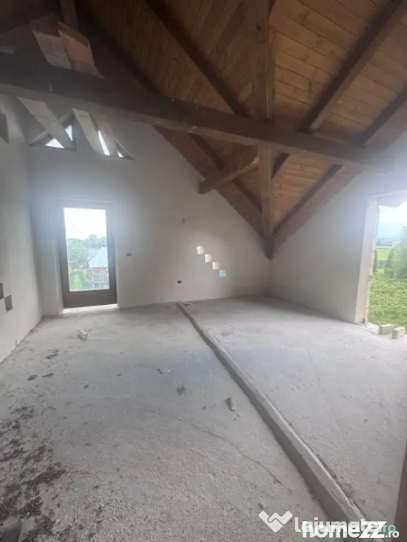 Casa la rosu, teren 1675mp, Fratautii Vechi - Fratautii Vechi (Suceava)