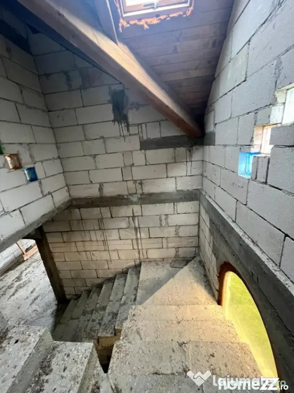 Casa la rosu, teren 1675mp, Fratautii Vechi - Fratautii Vechi (Suceava)