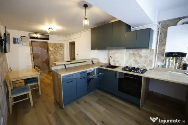 Apartament 2 camere, etaj 1, renovat complet, zona Mărășe