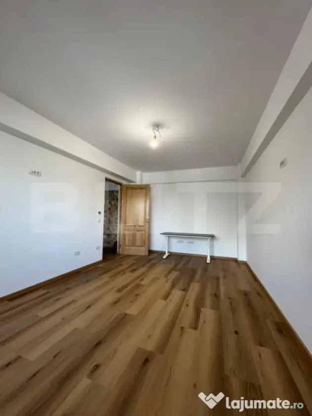 Apartament 2 camere, etaj 1, renovat complet, zona Mărășe