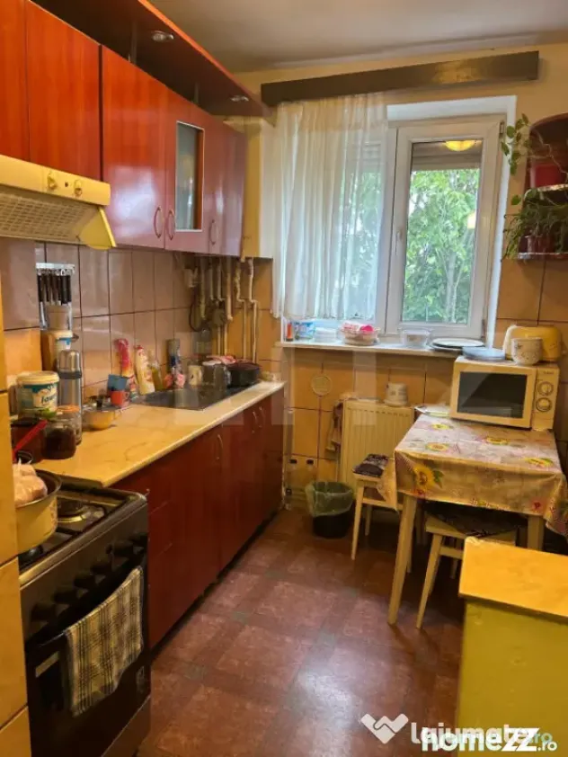 Apartament de vanzare, cu 2 camere, 50 mp, zona Profi – Ro - Satu Mare (Satu-Mare)