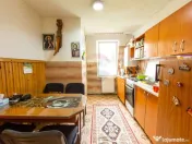 4 camere spațioase, etaj 1, zonă verde și liniștită 