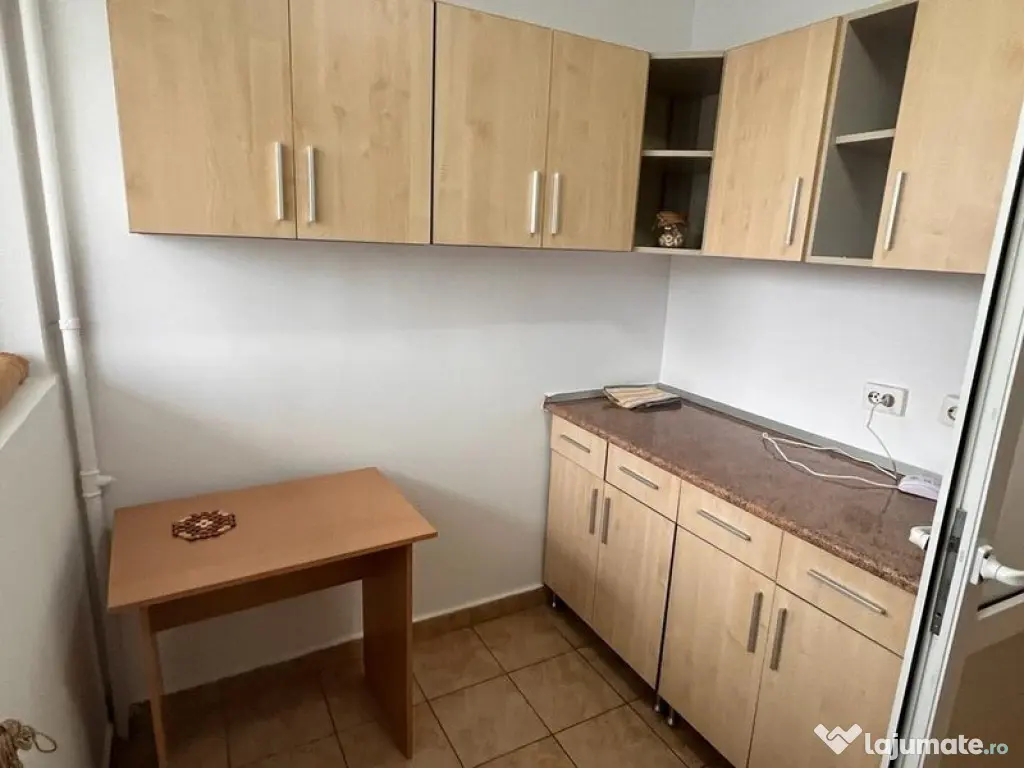 Apartament 3 camere Campia Libertatii