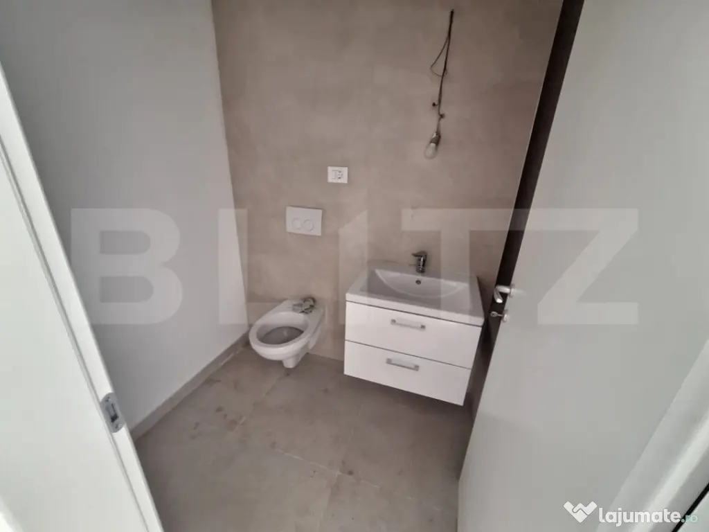 Apartament decomandat cu 2 camere, 55 mp, zona Torontalului
