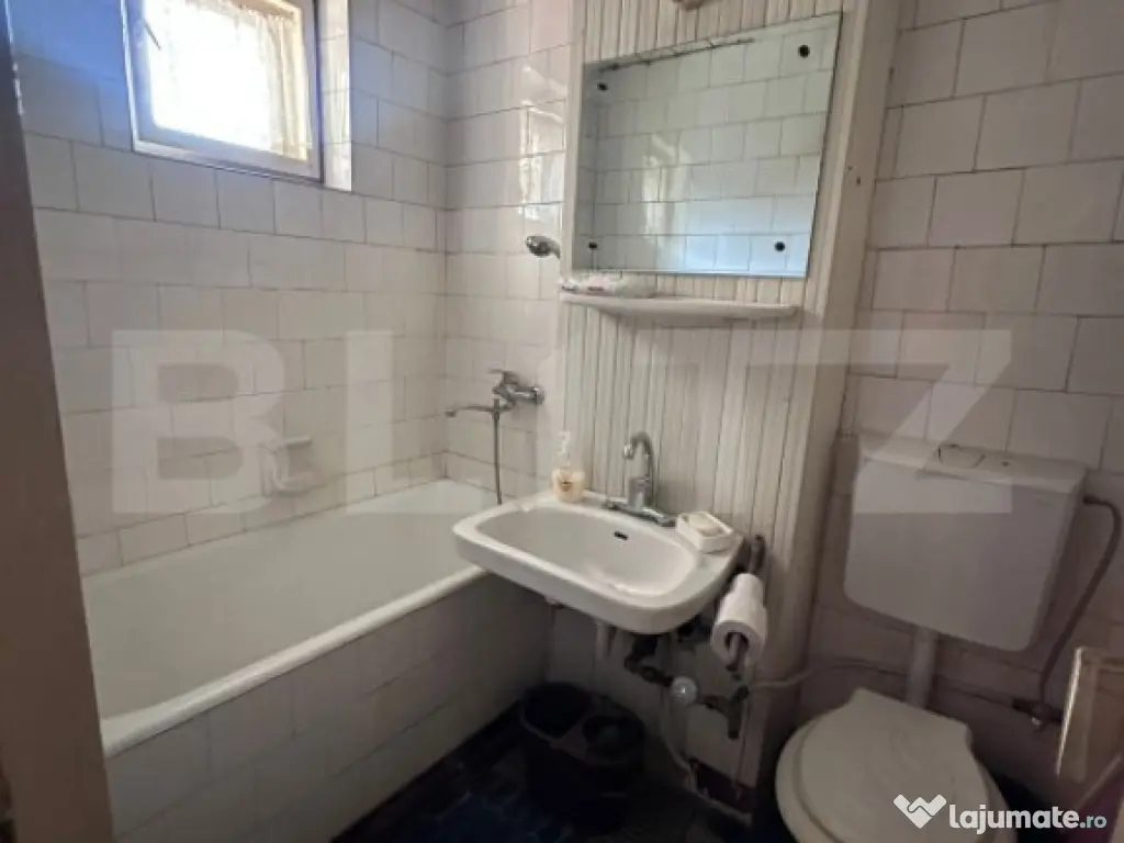 Apartament 3 camere, 67mp, zona centrala, Radauti