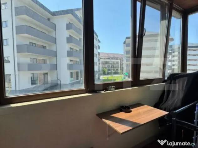 Apartament de vanzare, cu 3 camere, modern, 75 mp, parcare, - Floresti (Cluj)