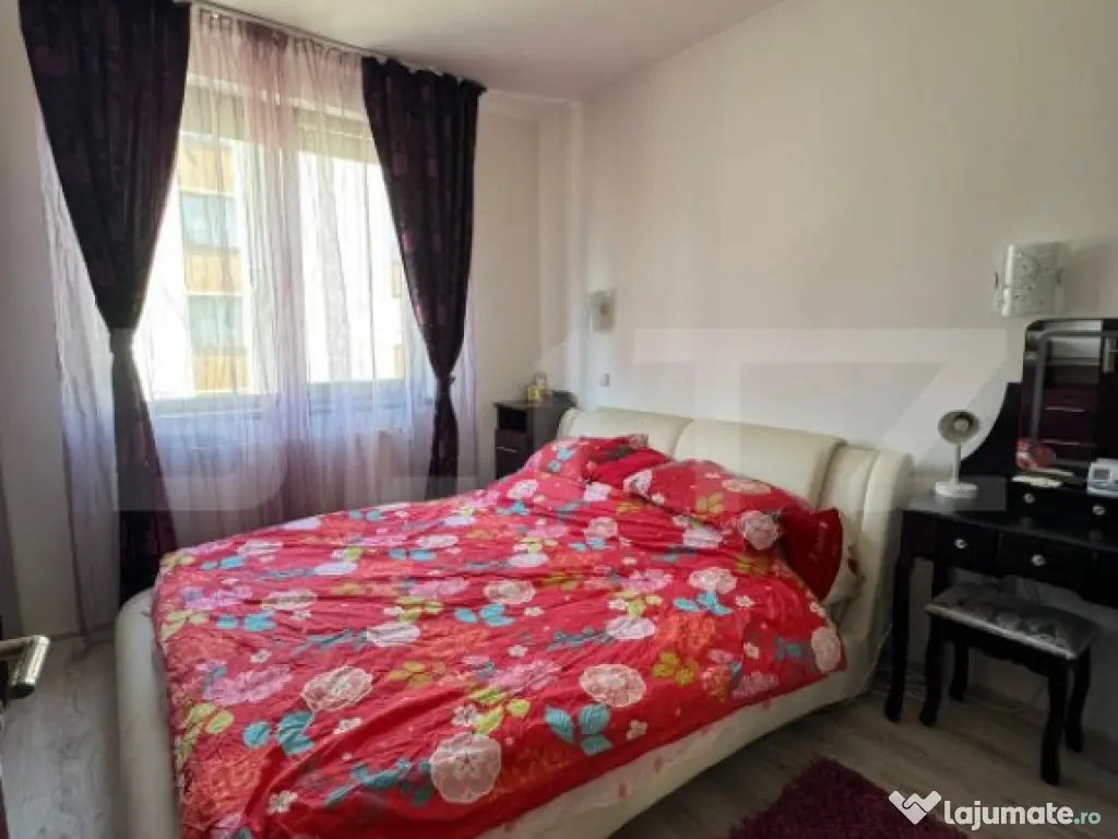 Apartament de vanzare, cu 3 camere, modern, 75 mp, parcare, - Floresti (Cluj)