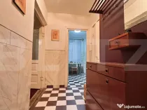 Apartament de vanzare, decomandat cu 3 camere, zona Dacia