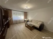 Casa individuala renovata cu 4 camere si teren de 461 mp zon