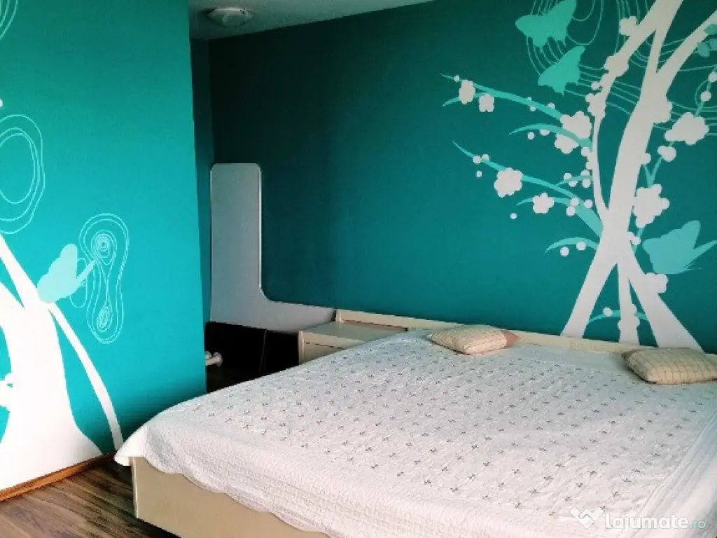 Apartament 3 camere Nerva Traian