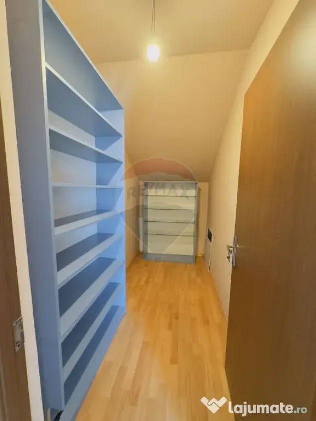 Casă cu 5 camere de vânzare Cartier Orizont 2 Paleu zon...