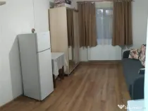 1 camera in zona Medicinei