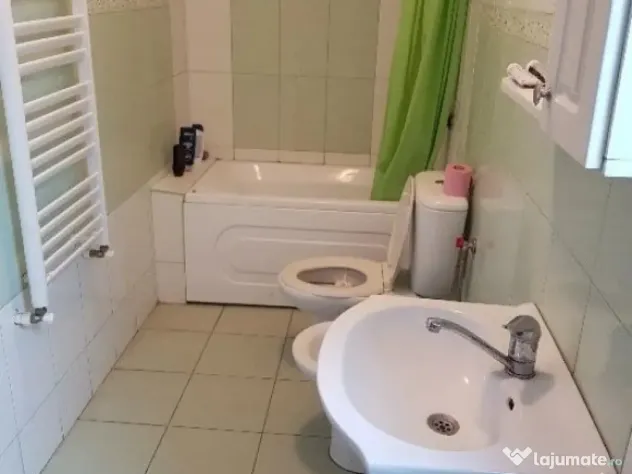 1 camera in zona Modern 170e