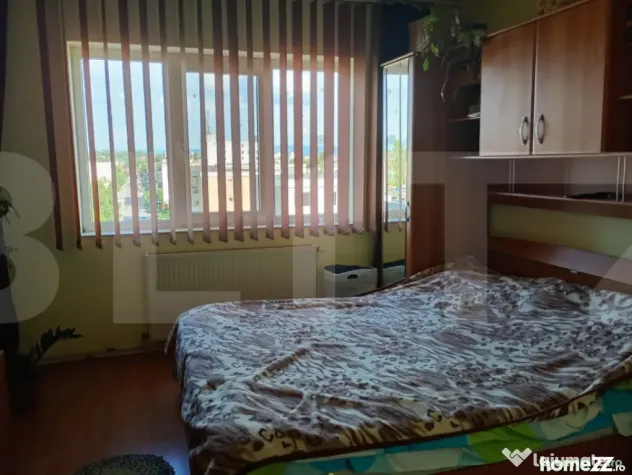 Apartament de vanzare, cu 3 camere, decomandat, 65 mp, carti - Sfantu Gheorghe (Covasna)