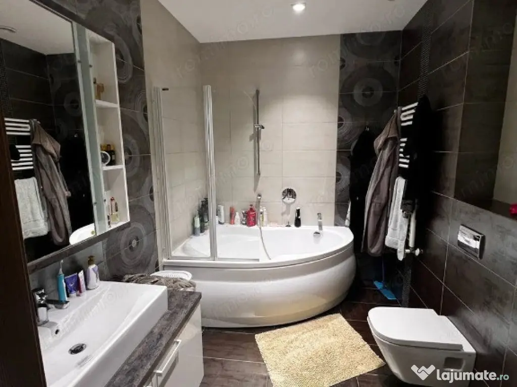 2 camere in zona Dambovita