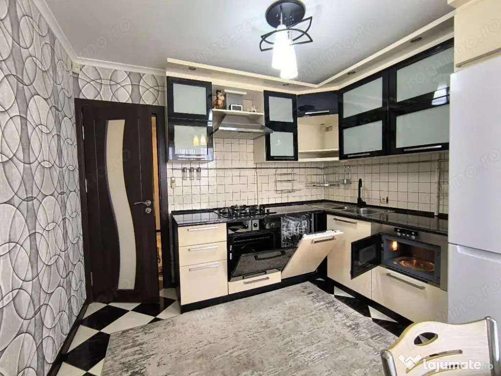 2 camere in zona Lipovei