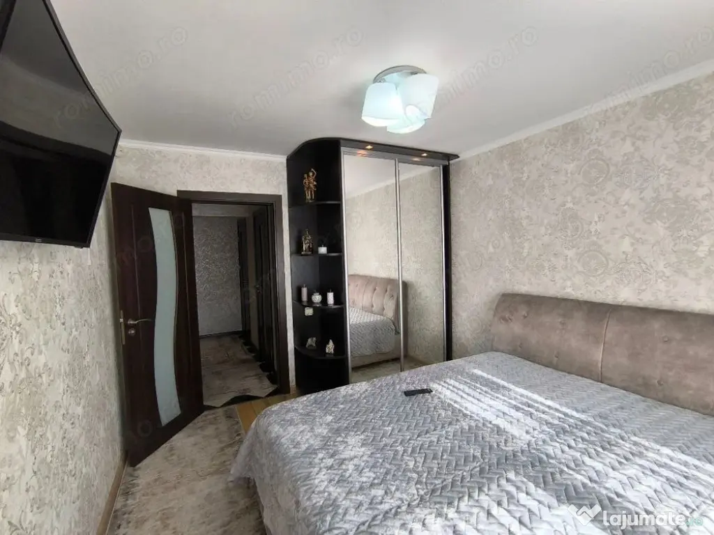 2 camere in zona Lipovei