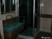 1 camera in zona Modern 