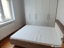 3 camere in zona Medicinei