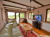 Campulung - Leresti, casa de munte, teren 5503 mp 