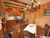 Campulung - Leresti, casa de munte, teren 5503 mp 