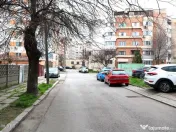 Gara - Spitalul CFR - Str. Scolii, casa din caramida, ter... 