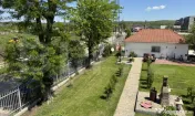 Fabrică de confecții textile activă, 1.600 mp, 11.720 mp 