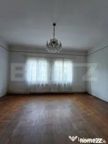 Casa renovabila, 6 camere in zona Centrala