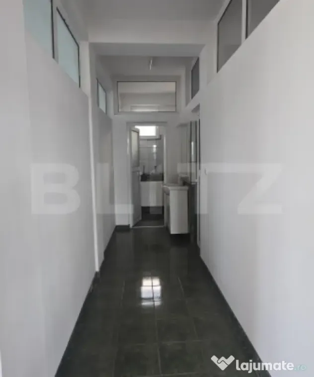 Clădire multifuncțională P+1+M, zona Calea Severinului/Ma