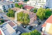 Faleză Nord Clădire birouri cu 25+ încăperi Afacere la c 