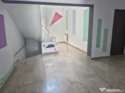 Faleză Nord Clădire birouri cu 25+ încăperi Afacere la c 