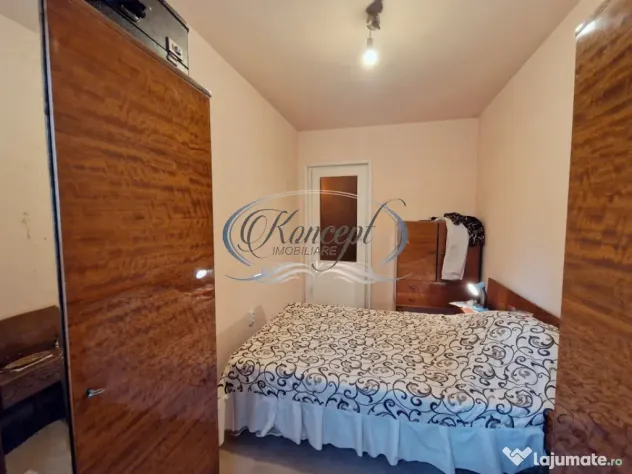 Apartament spatios, etaj intermediar, zona Academiei de muzi