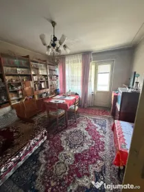 Apartament 73mp cu 3 camere decomandat, 1 Mai vizavi de Spit