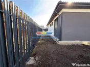 Casa Single Pe Parter Sanpetru Toate Utilitatile 