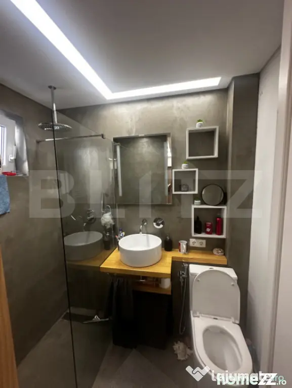 Apartament de vânzare, cu 2 camere, 37,04 mp, zona Micro 14 - Satu Mare (Satu-Mare)