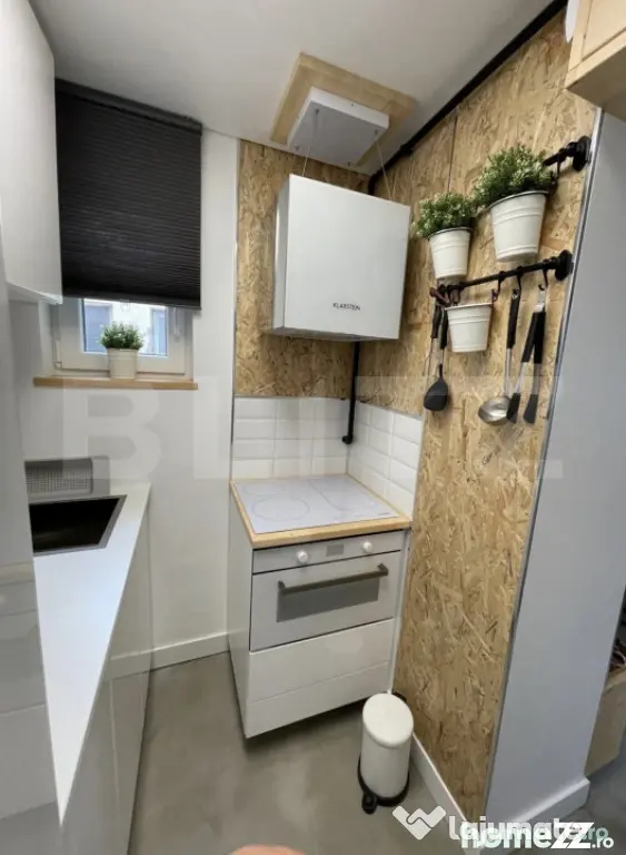 Apartament de vânzare, cu 2 camere, 37,04 mp, zona Micro 14 - Satu Mare (Satu-Mare)